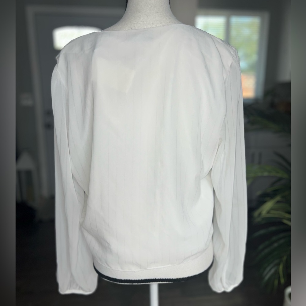NWT WAYF Lace Trim Knotted Long Sleeve Blouse Ivory - Picture 6 of 11